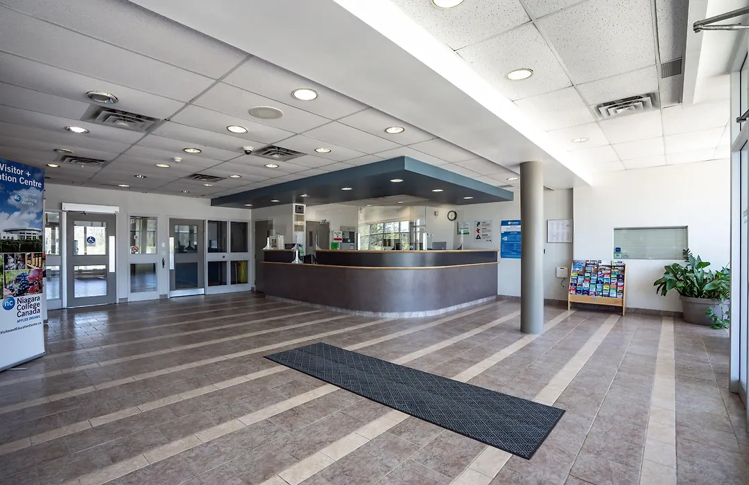 Residence & Conference Centre - Niagara-On-The-Lake-1