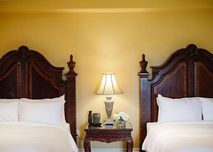 Riverbend Inn&Vineyard